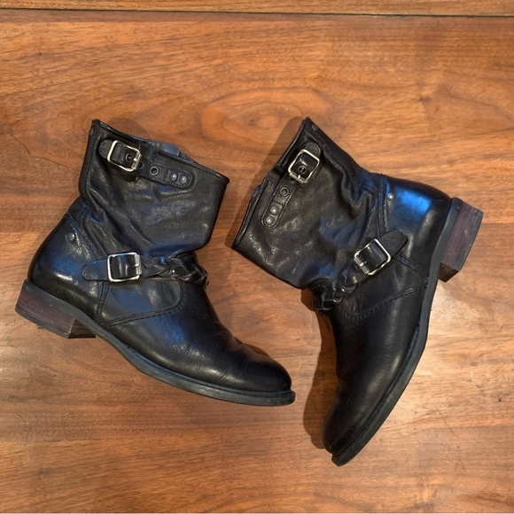 Paul Green NATHAN Ankle Moto Boots Harness Buckle Black Leather Size 7.5 - Picture 1 of 9